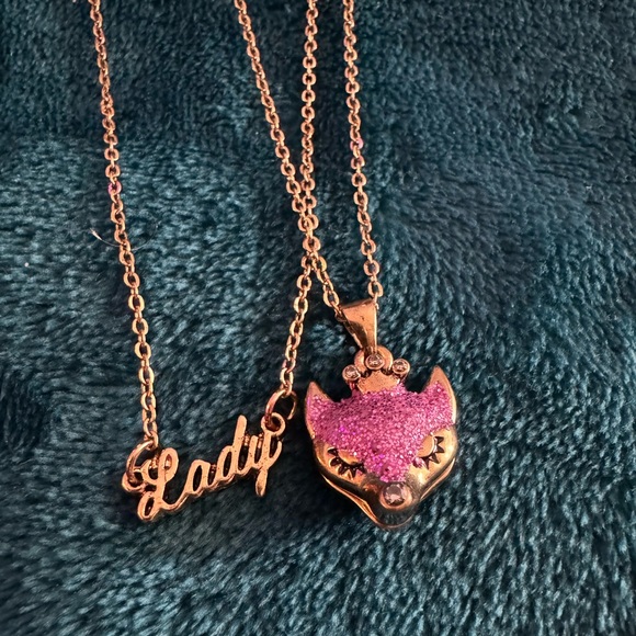 Authentic Betsey Johnson “Lady Fox” necklace, new with tags! - Picture 2 of 7